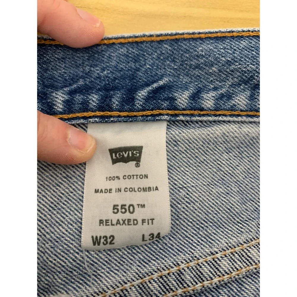 Vintage Levis 550 Jeans Mens 32x34 Blue Relaxed Fit Fade 90s Denim Pants